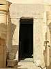 30 - Luxor - Dei al Bahari - Tempio di Hatshepsut - Porta affrascata