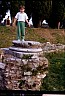 023 - Aquileia - Stefano fa la statua