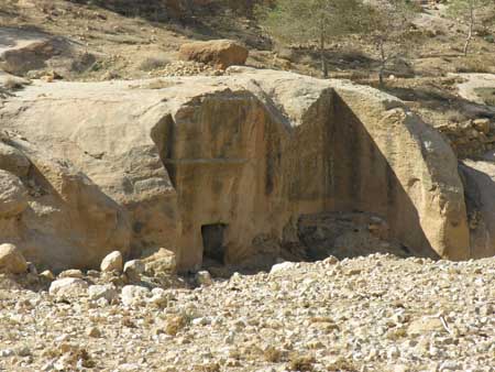 011 - Petra - Viale di accesso - tombe Nabatee
