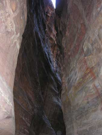 037 - Petra - Siq - Rocce colorate