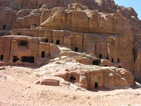 069 - Petra - Strada delle facciate