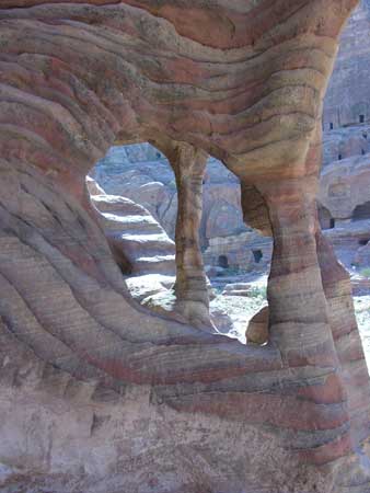 080 - Petra - Venature della pietra