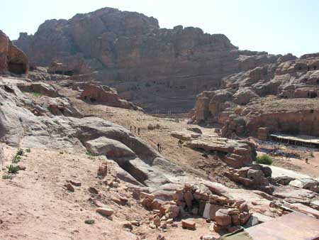 084 - Petra - Tombe reali - Panorama sullavalle