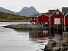 23 - Norvegia - Isole Lofoten - Svolvaer - Case su palafitte